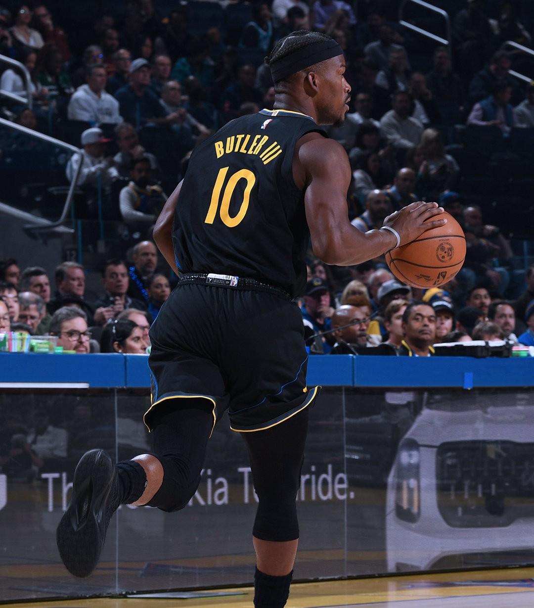 开云体育app中国-巴特勒重要时刻重返赛场，日本队带队取胜！-开云体育app中国