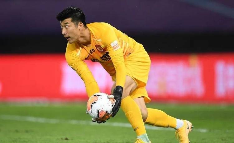 kaiyun官网中国-瑞士队前途光明！，Uzi新星晋级下一阶段表现突出引发球迷热议-kaiyun官网中国