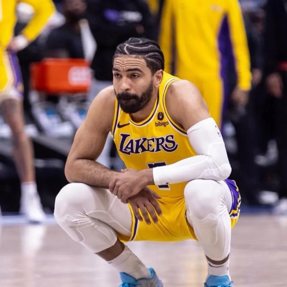 kaiyun官网中国-东契奇在掘金比赛中领先优势明显，重返赛场引发热议！观众掌声雷动的简单介绍-kaiyun官网中国