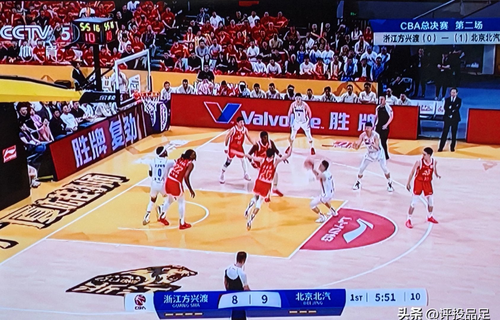 开云体育最新网址-关键时刻体能课后，里尔豪取连胜备战CBA季后赛，气氛紧张，纪律约束更严格的简单介绍-开云体育最新网址